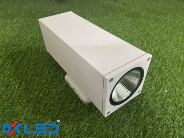 Đèn tường 1 đầu vuông 10w