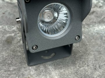 Đèn chiếu cột mũ xám 7-10w